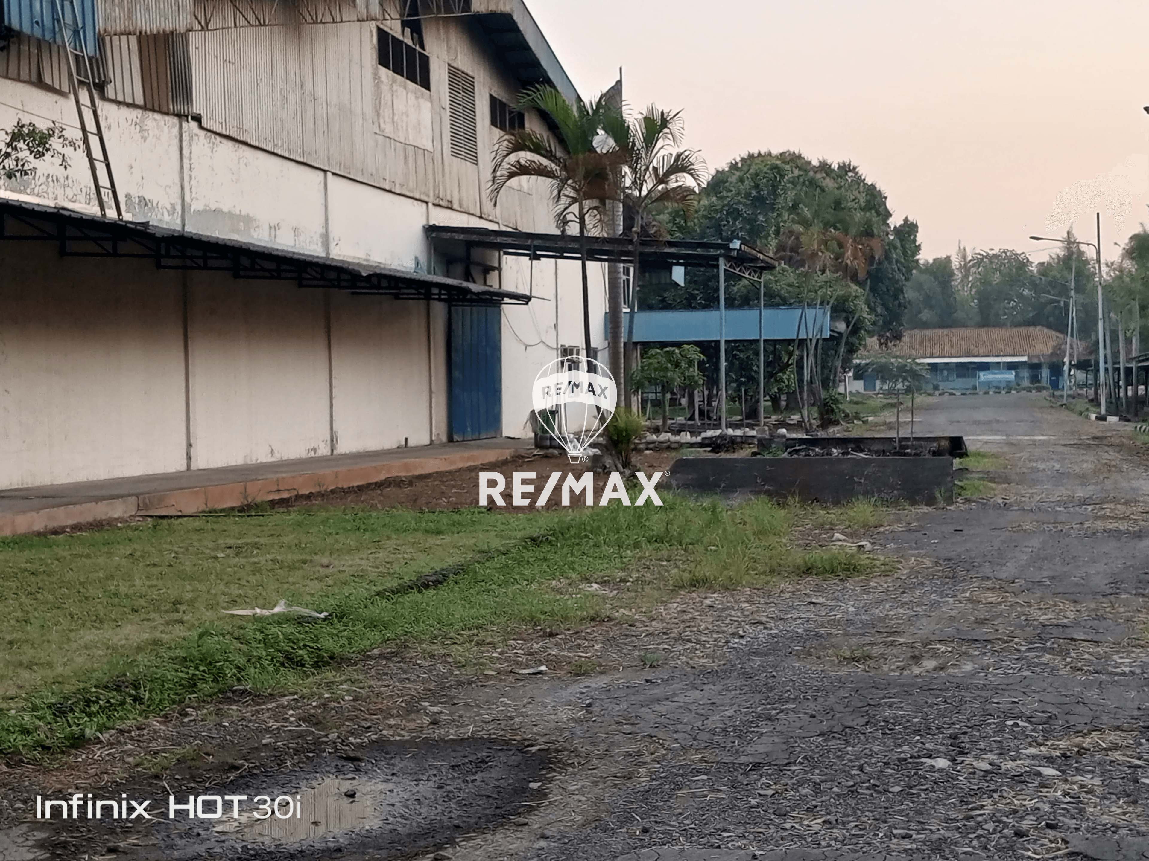 Gudang Lokasi Strategis Di Kerawang